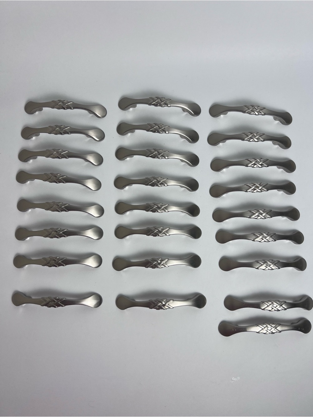 Lot of 25 Center-to-Center Silver Gray Pewter Braided Cabinet Pulls 4.5” READ
